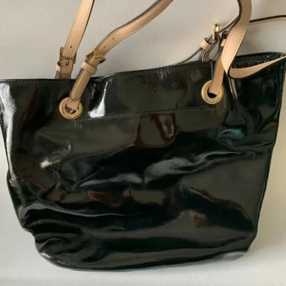Michael Kors Jet Set Black Patent Leather Tote - Picture 2 of 4